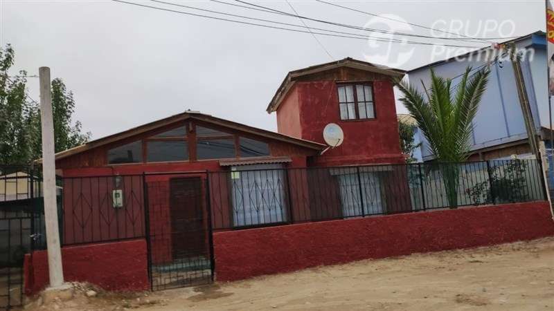Casa en venta de 4 dorm. en Coquimbo
