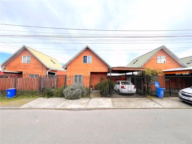Casa en venta 3D/2B Av. 1 Ote con 25 sur Talca