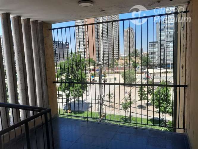 Departamento en venta de 3 dorm. en Ñuñoa, duplex antiguo. - Imagen 8