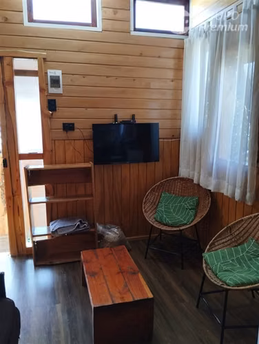 Casa de 2 pisos + 4 cabañas OPORTUNIDAD!!! - Imagen 8