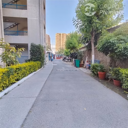 ¡Inversión o 1er Hogar a Pasos de Metro Lo Ovalle! 3dorm 1b