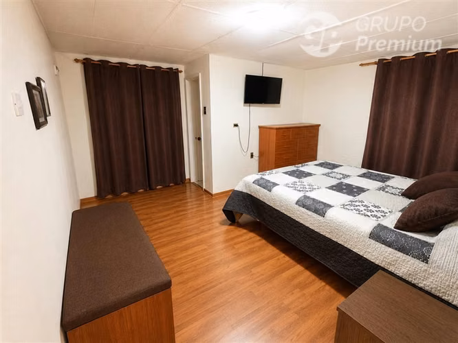 Casa en venta de 5 dorm. en Quintero