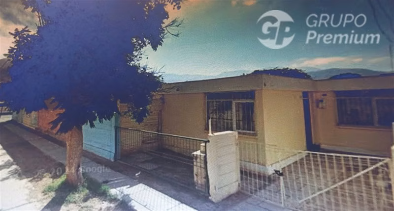 Casa en venta de 2 dorm y un baño, amplio terreno en Copiapó