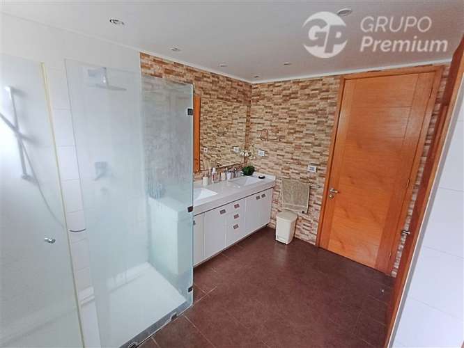Venta de casa en Av. Bosques de Montemar, Concon. - Imagen 19