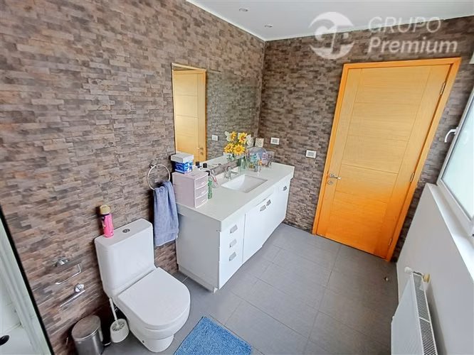 Venta de propiedad en Av. Bosques de Montemar, Concon.