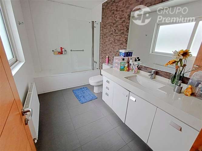 Venta de casa en Av. Bosques de Montemar, Concon. - Imagen 42