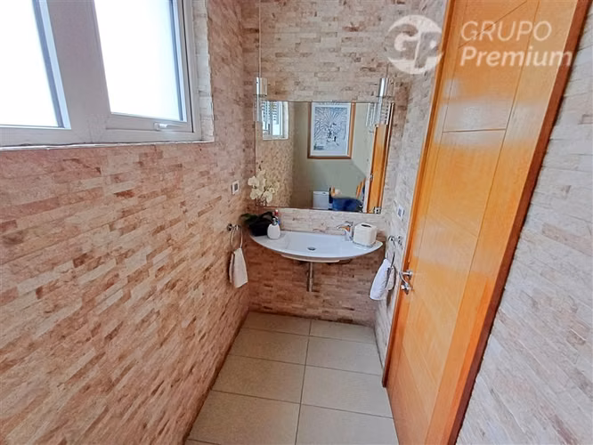 Venta de propiedad en Av. Bosques de Montemar, Concon.
