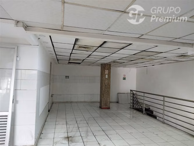 Excelente Local Comercial en arriendo en Recoleta