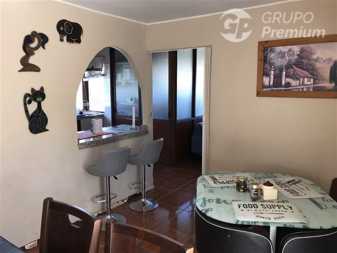 Parcela en venta Peñaflor 5D 3B 20E piscina + cabaña árboles