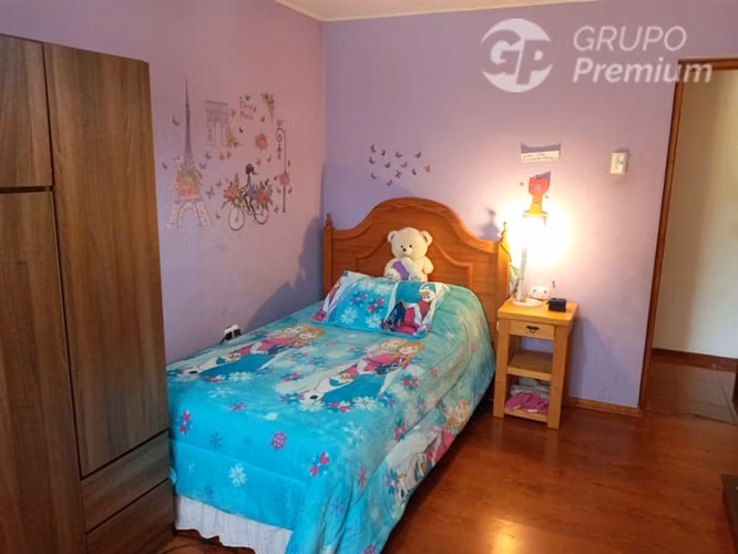 Parcela en venta Peñaflor 5D 3B 20E piscina + cabaña árboles