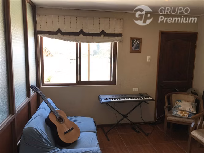 Parcela en venta Peñaflor 5D 3B 20E piscina + cabaña árboles