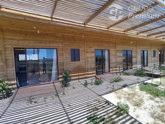 Increíble Casa 120 m2 en arriendo Tongoy 4d, 2b, 6105 m2