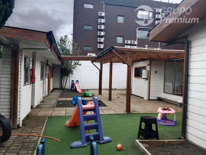 Propiedad en venta de 6 cuartos en Pucón