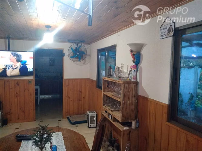 Parcela en venta 5900 mt2 terreno y 196 mt2 de constr. util