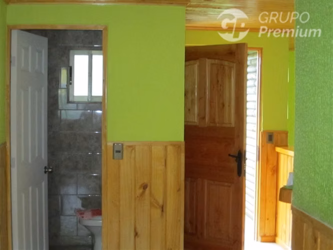 Parcela en venta 5900 mt2 terreno y 196 mt2 de constr. util