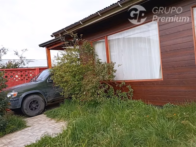 Casa en venta en Puerto Montt + 2 departamentos amplios