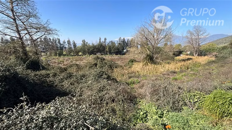 Vendo sitio eriazo Paine 6370 m2 buen terreno costado camino