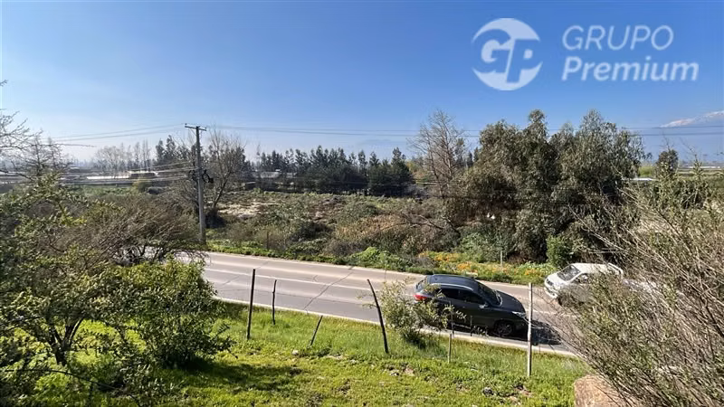 Vendo sitio eriazo Paine 6370 m2 buen terreno costado camino - Imagen 2