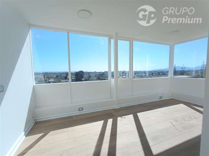 Arriendo oficina top de linea Edif. Atrium 1estacionamiento.