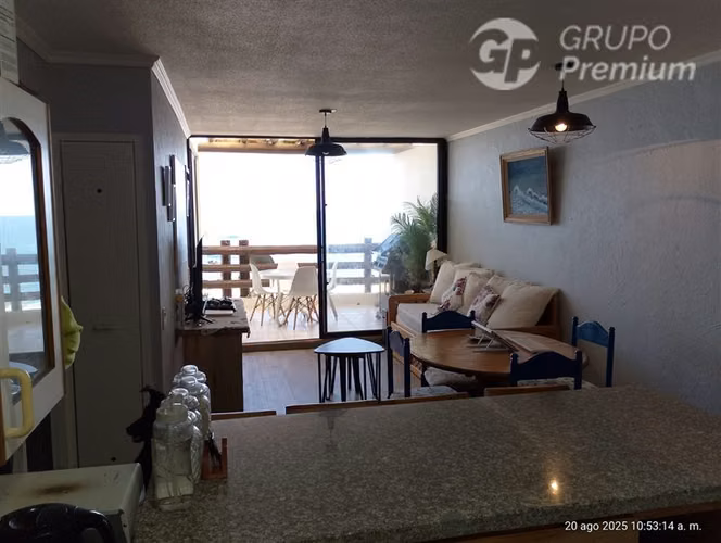 Depto en venta Frente y borde Mar de 3 dorm. en El Quisco