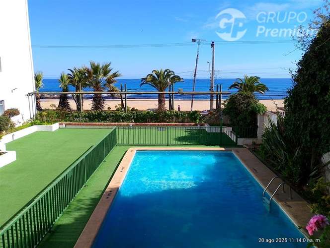 Depto en venta Frente y borde Mar de 3 dorm. en El Quisco