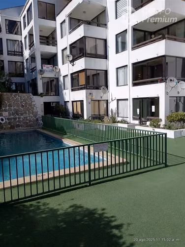 Depto en venta Frente y borde Mar de 3 dorm. en El Quisco