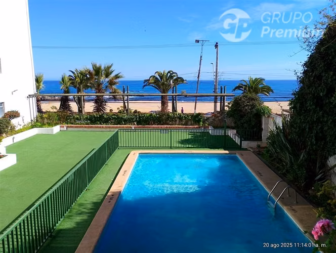Depto en venta Frente y borde Mar de 3 dorm. en El Quisco