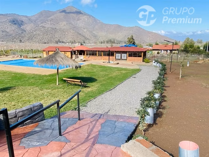 Parcela en venta con gran potencial comercial en Talagante