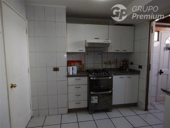 Casa pareada de 4D 3B, 3 pisos, 139/175 m2, La Florida