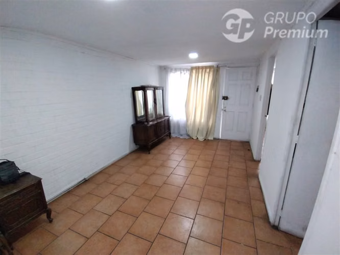 Casa familiar en Maipú, luminosa y bien conectada
