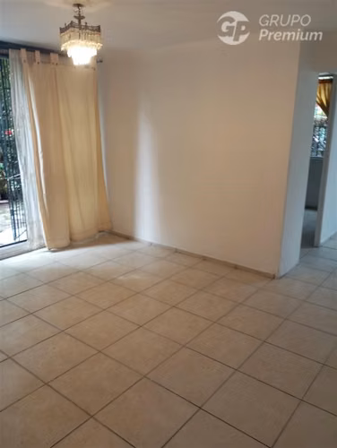 Departamento con patio en venta de 3 dorm. en Puente Alto