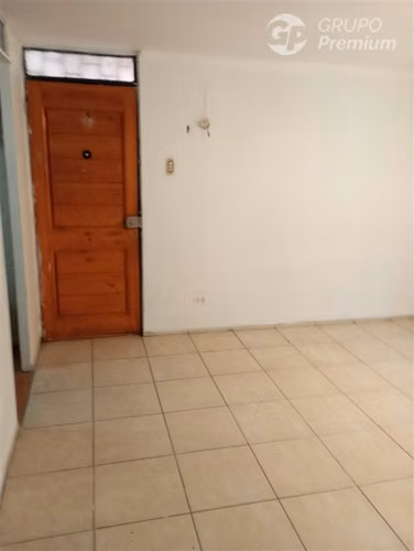 Departamento con patio en venta de 3 dorm. en Puente Alto