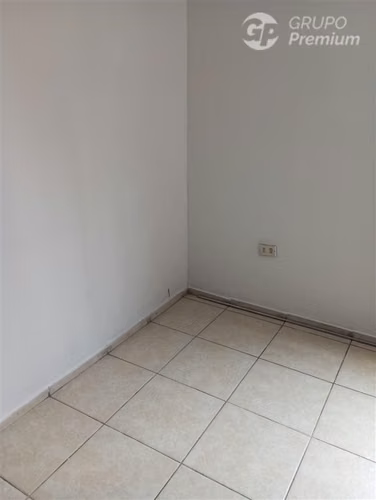 Departamento con patio en venta de 3 dorm. en Puente Alto