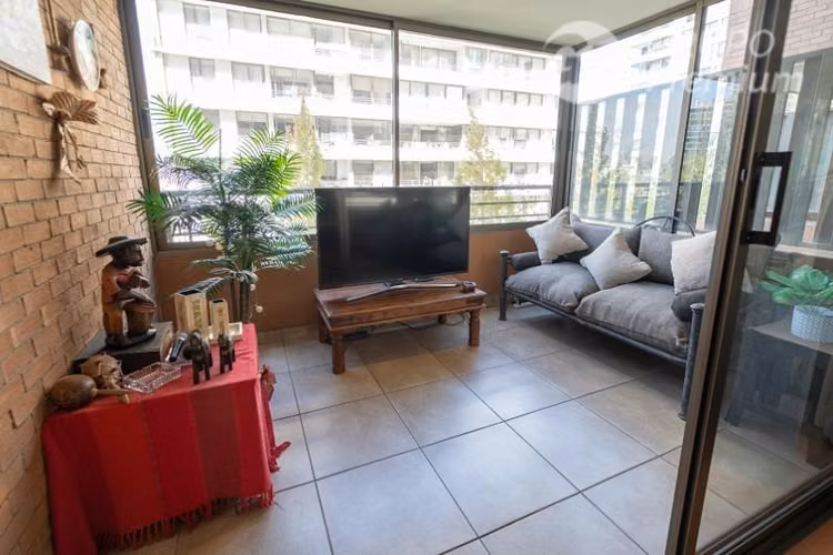 Departamento en venta de 3 dorm. en Las Condes