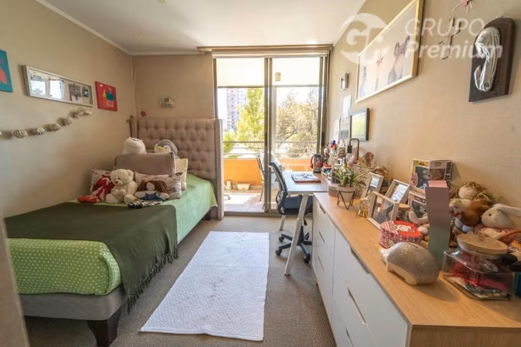 Departamento en venta de 3 dorm. en Las Condes