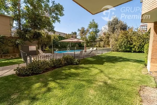 Departamento en venta de 3 dorm. en Las Condes