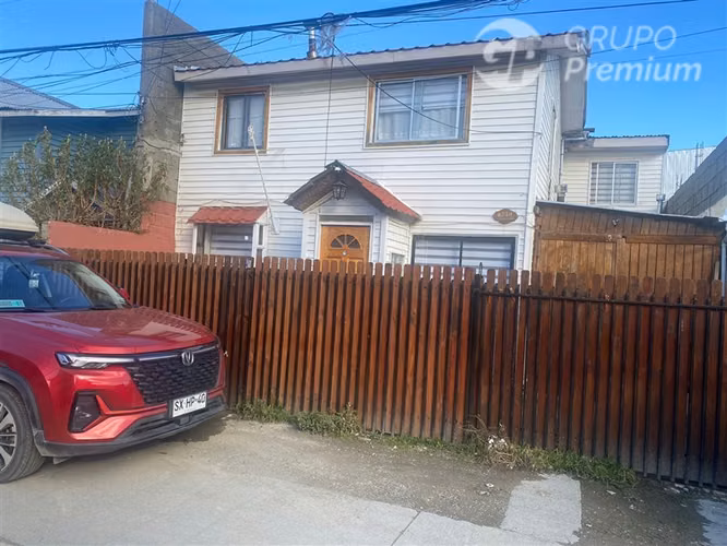 Amplia Casa en Venta en sector sur de Punta Arenas