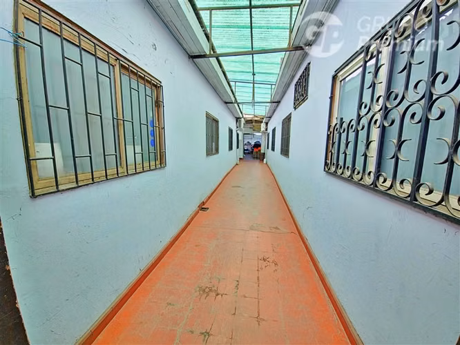 Propiedad industrial 970 m en venta a pasos de M. Einstein