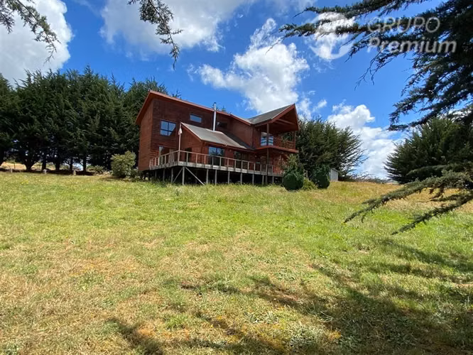 CASA EN VENTA IDEAL PARA TURISMO O VIVIENDA CHONCHI CHILOE