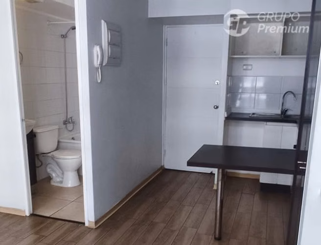 Departamento en venta de 1 dorm. en Estación Central