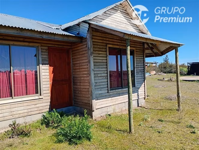 Parcela con amplia cabaña en venta en Litueche