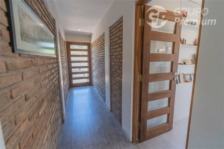 Parcela con piscina en venta Peñaflor 7.333mts2 en avenida