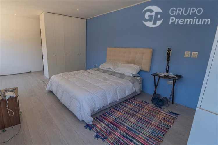 Parcela con piscina en venta Peñaflor 7.333mts2 en avenida