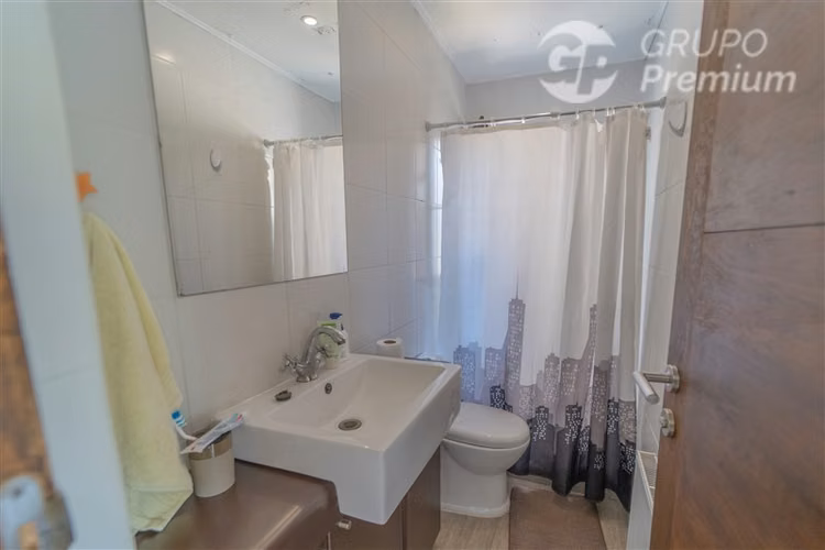 Parcela con piscina en venta Peñaflor 7.333mts2 en avenida