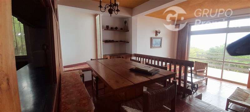 Excelente Propiedad con 3 casas independientes en El Quisco