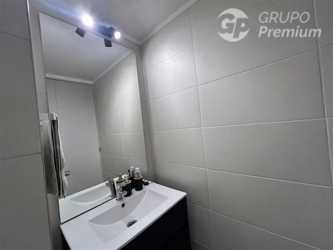 Depa en venta de 2 dorm 2 baños y estacionamiento en Ñuñoa