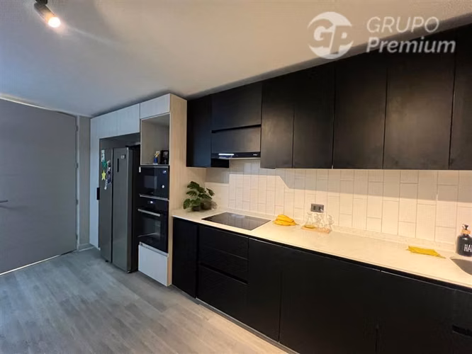 Depa en venta de 2 dorm 2 baños y estacionamiento en Ñuñoa