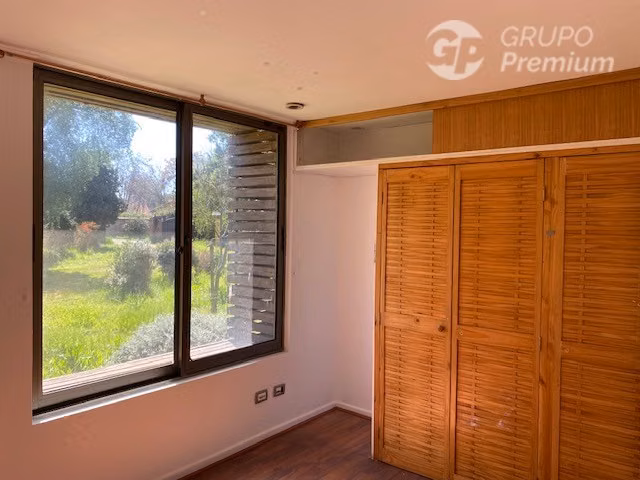 Parcela hermosa casa y piscina 5D 4B 15E venta en Peñaflor