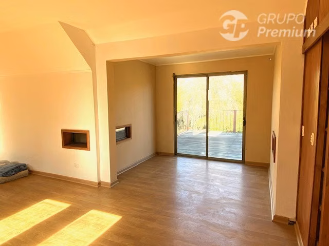 Parcela hermosa casa y piscina 5D 4B 15E venta en Peñaflor