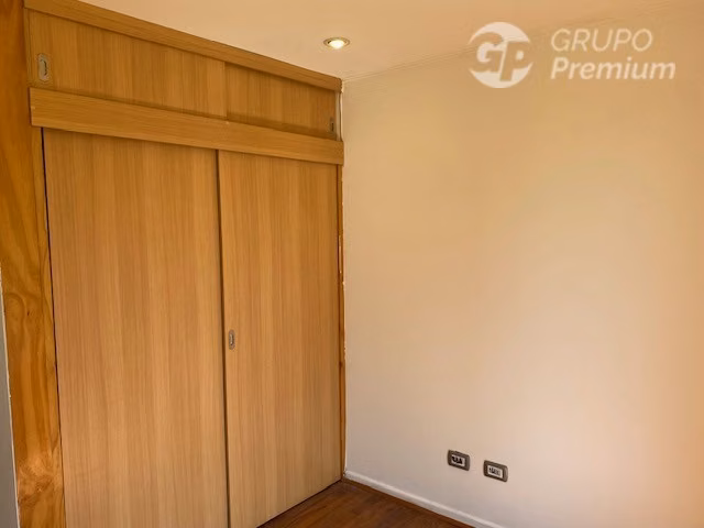 Parcela hermosa casa y piscina 5D 4B 15E venta en Peñaflor